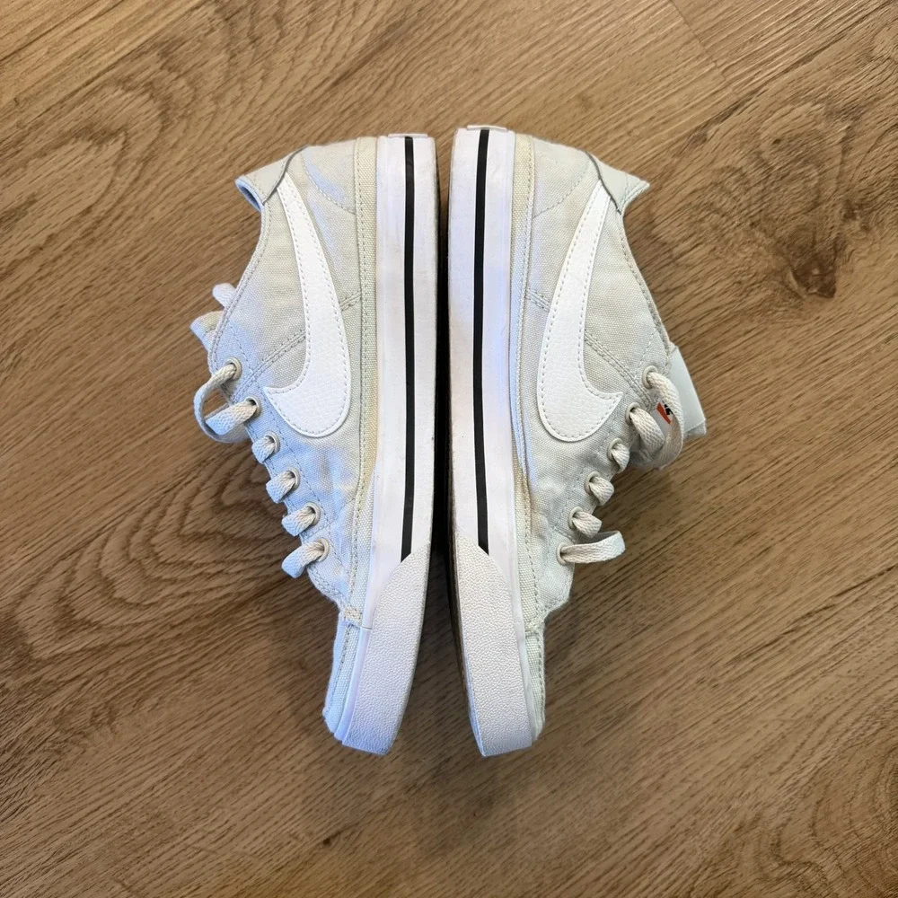 Nike Court Legacy Canvas Size 7 Off-White‎ Canvas Sneakers